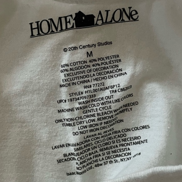 Home Alone Merry Christmas Ya Filthy Animal Men’s T-shirt Size Medium - Picture 4 of 4